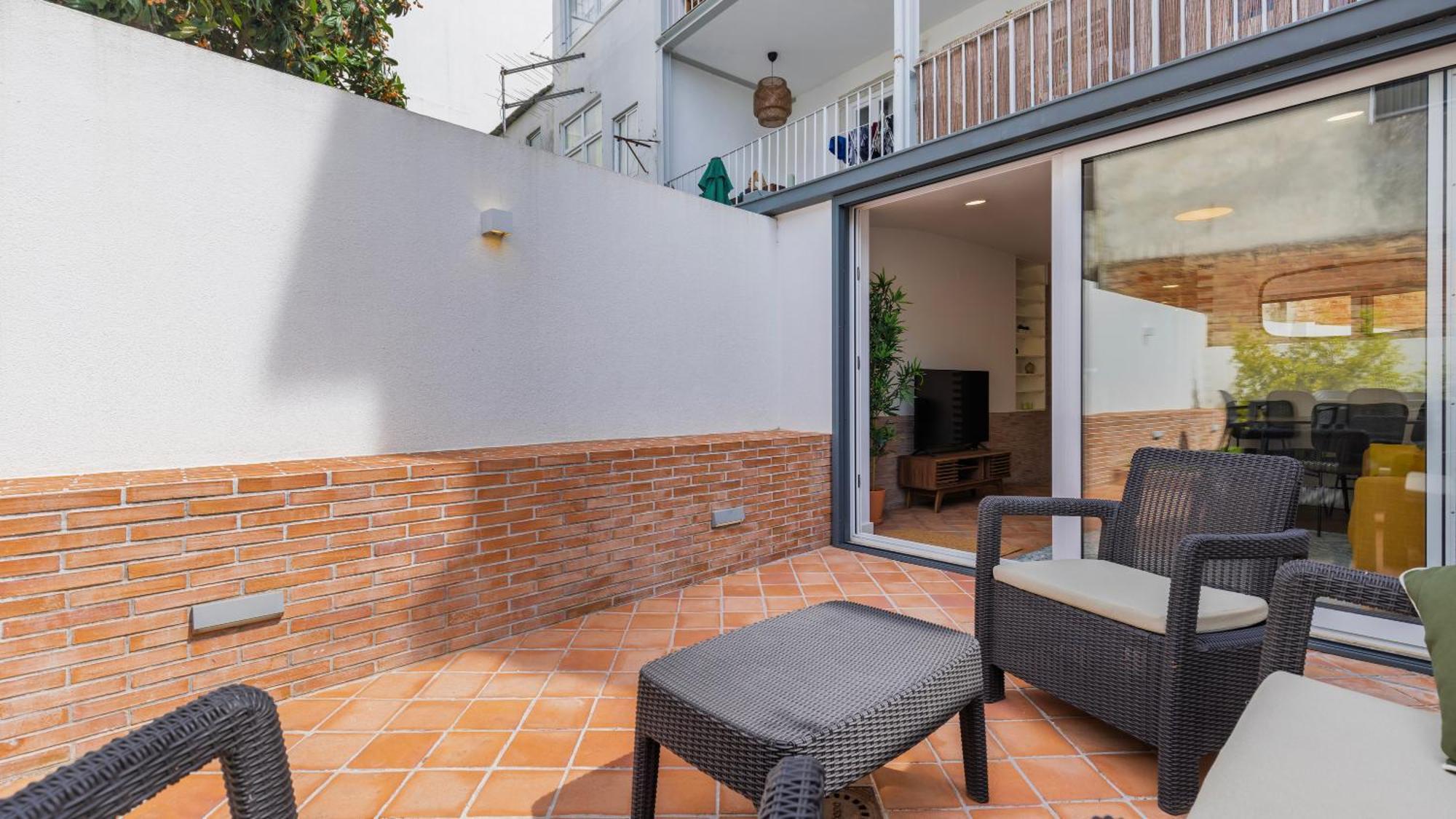 Sunny Garden 2bdr By Lovelystay Apartment *