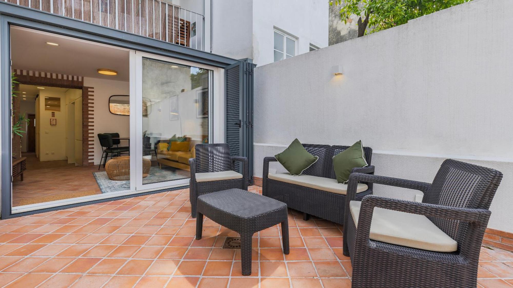 Sunny Garden 2bdr By Lovelystay Apartment