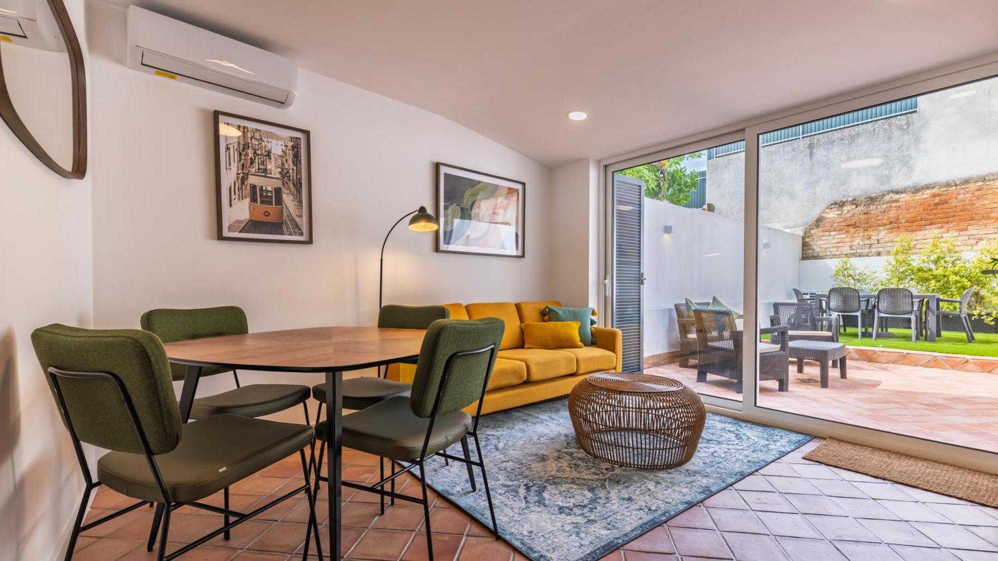 Apartment Sunny Garden 2bdr By Lovelystay